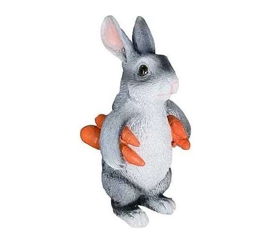 Изображение товара Садовая фигурка ФлораПласт Заяц несет морковь высота 22 см, длина 13 см 067818