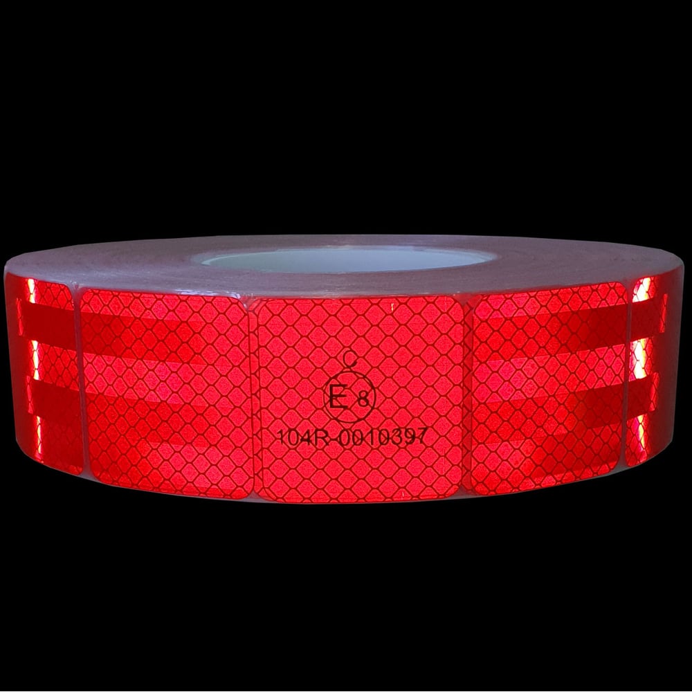 Изображение товара Световозвращающая сегментированная лента для тентов RTLITE RT-V104 50 мм х 50 м, красная