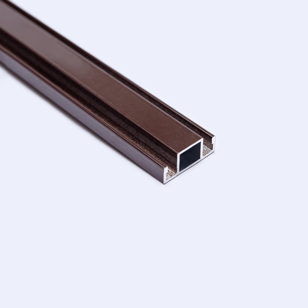 Изображение товара Поперечный профиль для москитной сетки с пазом KOMFORT 1,8 м коричневый