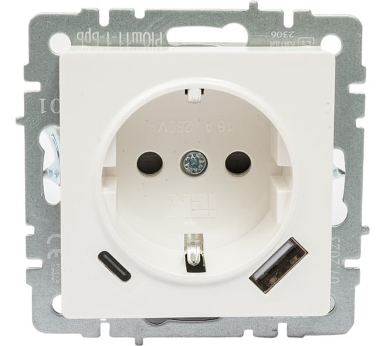 Изображение товара 1-местная розетка IEK Brite с заземлением с защитными шторками 16а с usb a+c 18вт рюш11-1-брб белый BR-R14-16-U22-018-K01