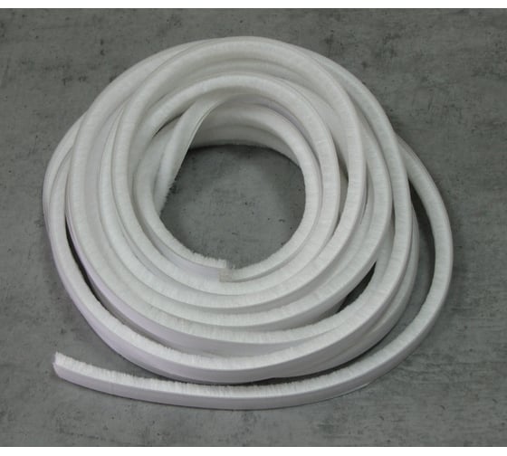 Изображение товара Самоклеящаяся противоударная щетка ТДВ 6.9x6 мм, 5.5 м, белая, с 4-мя прищепками 2207014