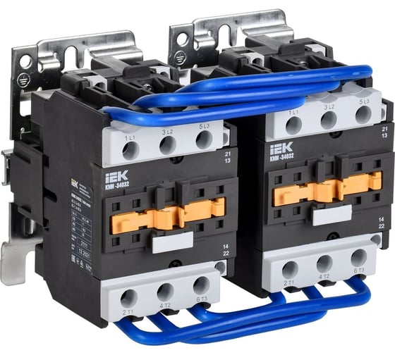 Изображение товара Контактор IEK кми-34032 реверс 40а 230в/ас3 2но;2нз KKM33-040-230-22-1