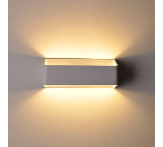 Изображение товара Светодиодный настенный светильник DesignLed 5 вт белый матовый ip33 3000 к GW-8210-5-WH-WW