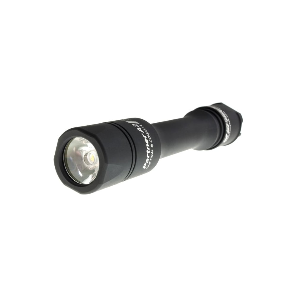 фото Светодиодный фонарь armytek partner a2 v3, 790 лм, 2-aa f02402bw