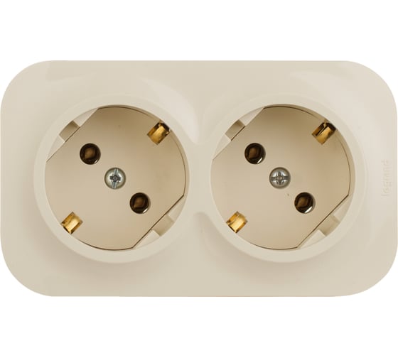 Изображение товара Розеточный блок Legrand двойной с заземлением Legrand Quteo с предварительным подключением без шторок IP20 16А 250В винтовые зажимы накладной монтаж слоновая кость 782263