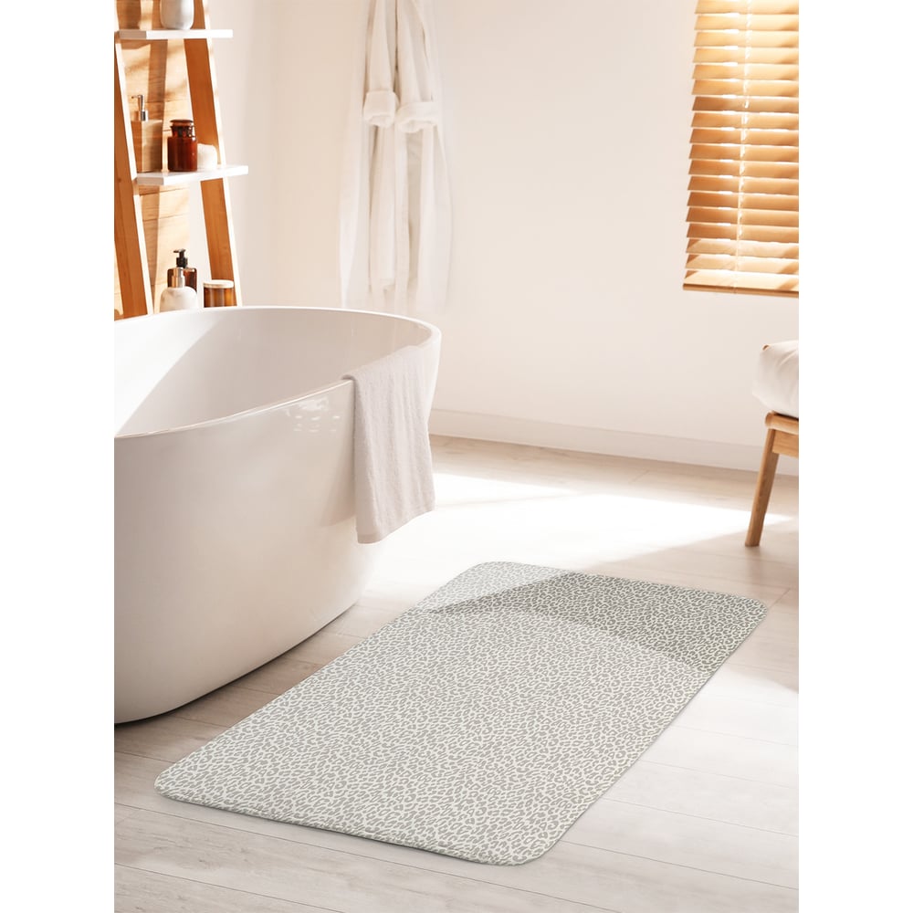 Изображение товара Коврик для ванной комнаты противоскользящий JOYARTY 60x100 см Шкура леопарда моно