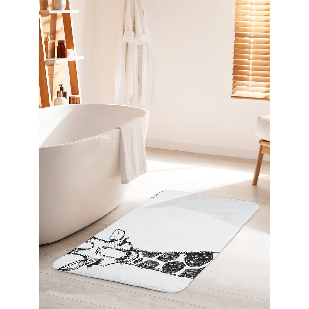 Изображение товара Коврик для ванной комнаты и туалета JOYARTY Скромный жираф 60x100 см противоскользящий