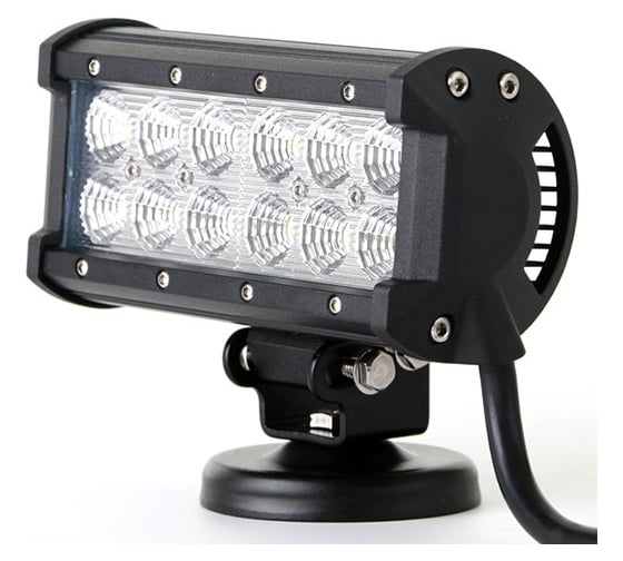 Изображение товара Светодиодная фара Вымпел CL-36W-F, ближний свет, мет. корп. 12 диодов 5187