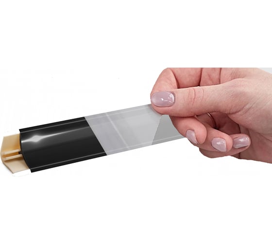 Изображение товара Плинтус KORNER LB 15 57 черный глянец 3.0 м 57 15-57