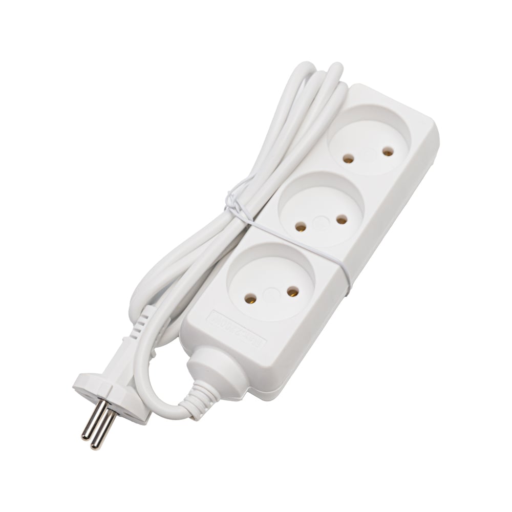 Изображение товара Электроудлинитель Volsten S 3x1,5 9299 3 розетки 1.5м белый бытовой