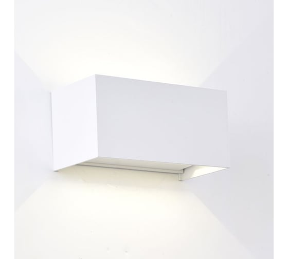 Изображение товара Настенный уличный светильник MANTRA davos 8606