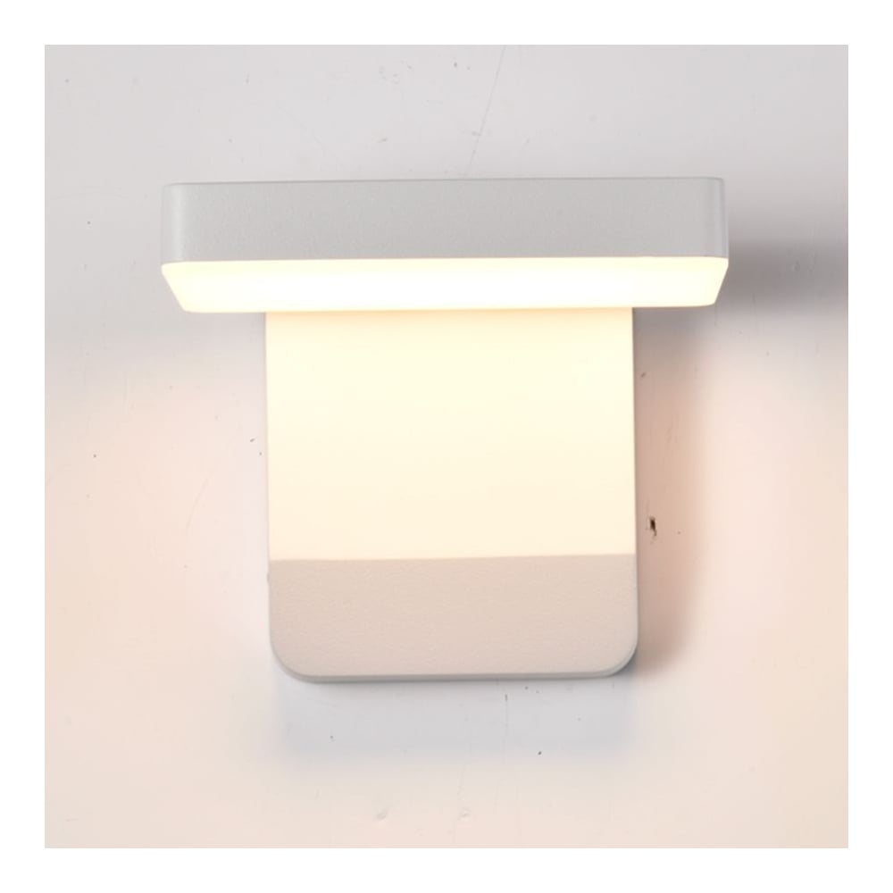 Изображение товара Настенный уличный светильник MANTRA Cooper 8474 с встроенными светодиодами