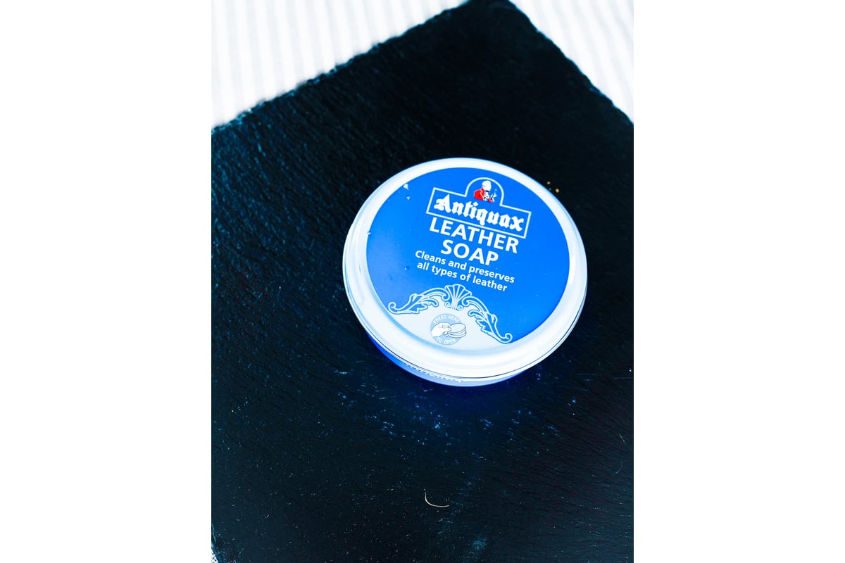 antiquax leather soap