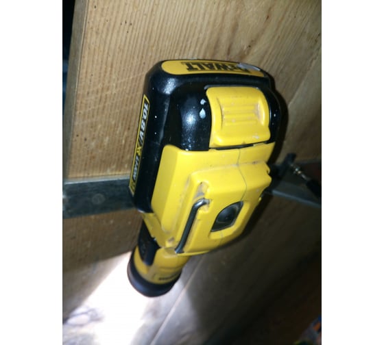 Аккумуляторный фонарь DEWALT DCL 510 N 7