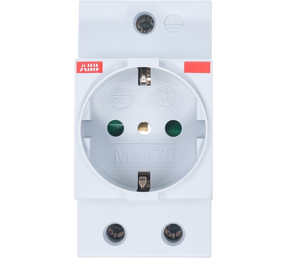 Щитовая розетка ABB 2Р+N 16A 2CSM110000R0701