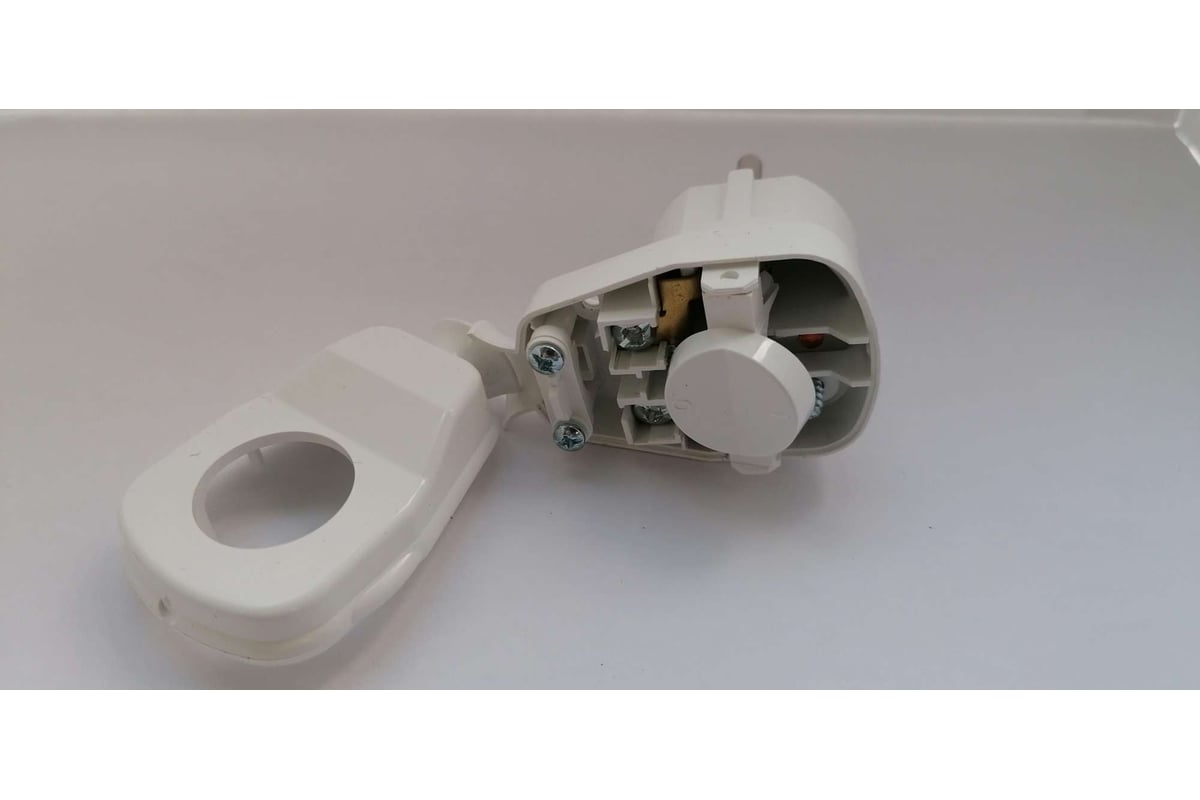 Угловая вилка с выключателем PCE 16A 220V 2P+E IP44 9002215 - выгодная ...