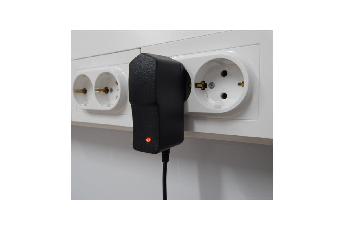 Блок питания ComOnyx 5 В, 1 А, 5 Вт с разъемом для подключения dc 5.5x2 ...