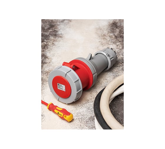 Переносная розетка EKF PROxima 2352, 3Р+РЕ+N, 63А, 380В, IP67 ps-2352-63-380