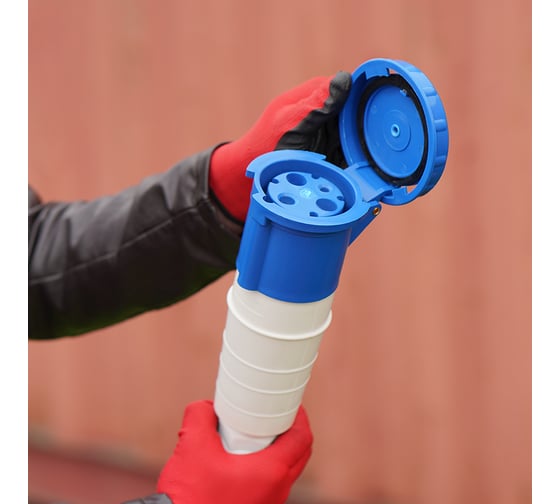 Розетка REXANT 233 переносная 2Р+РЕ 63А 220В IP67 11-8924