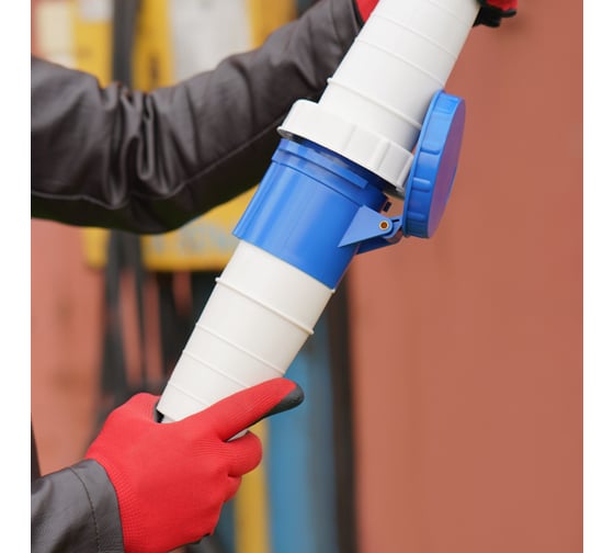 Розетка REXANT 233 переносная 2Р+РЕ 63А 220В IP67 11-8924