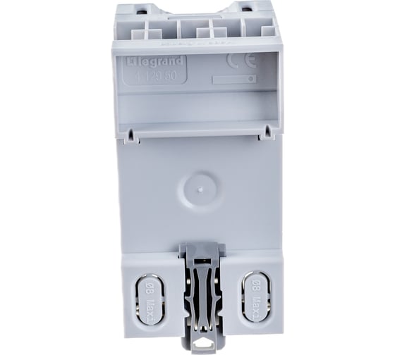 Розетка Legrand 10/16 А 250 В~ 2К+З с защитными шторками немецкий стандарт 004285