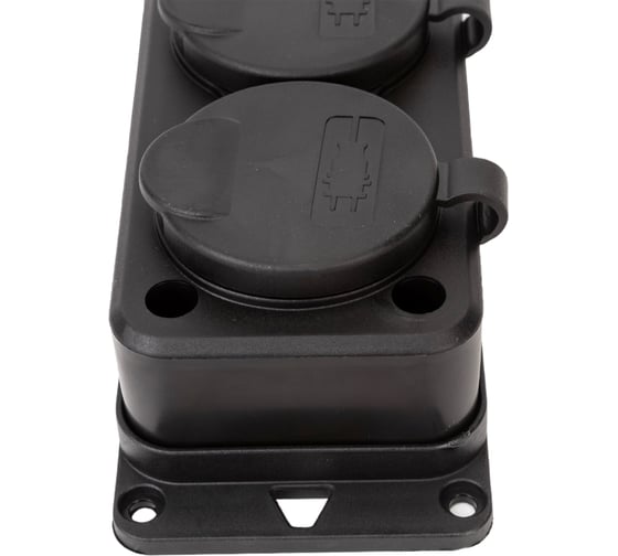 Колодка Bemis BK1-1402-2614/3614 4 гнезда с заземлением и крышкой каучуковая 220 В 16 А IP54 черная 8698523916148