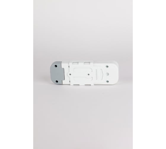 Колодка ELBI Myra 3вх с защитными шторками 527-010200-300