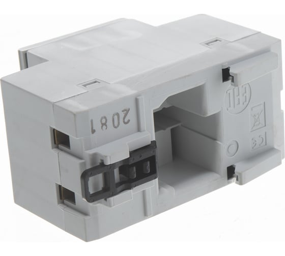 Щитовая розетка с защитной крышкой ABB M1175-C 2CSM211000R0721