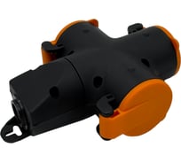 Розетка ООО "ОПТИКОМ ЭЛЕКТРИК" 3-хместная переносная с заземляющим контактом брызгозащищенная, оранжевая 400220.30041.о