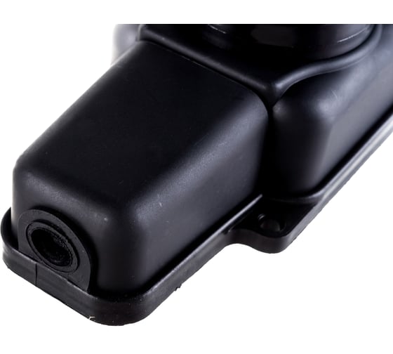 Штепсельная колодка Volsten Sb1-M3Z Black IP54 3 места черная с заземлением модель РП 16-334 14436