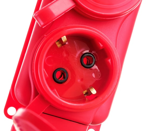 Штепсельная колодка Volsten Sb1-M3Z Red IP54 3 мест красная с заземлением модель РП 16-334 14439