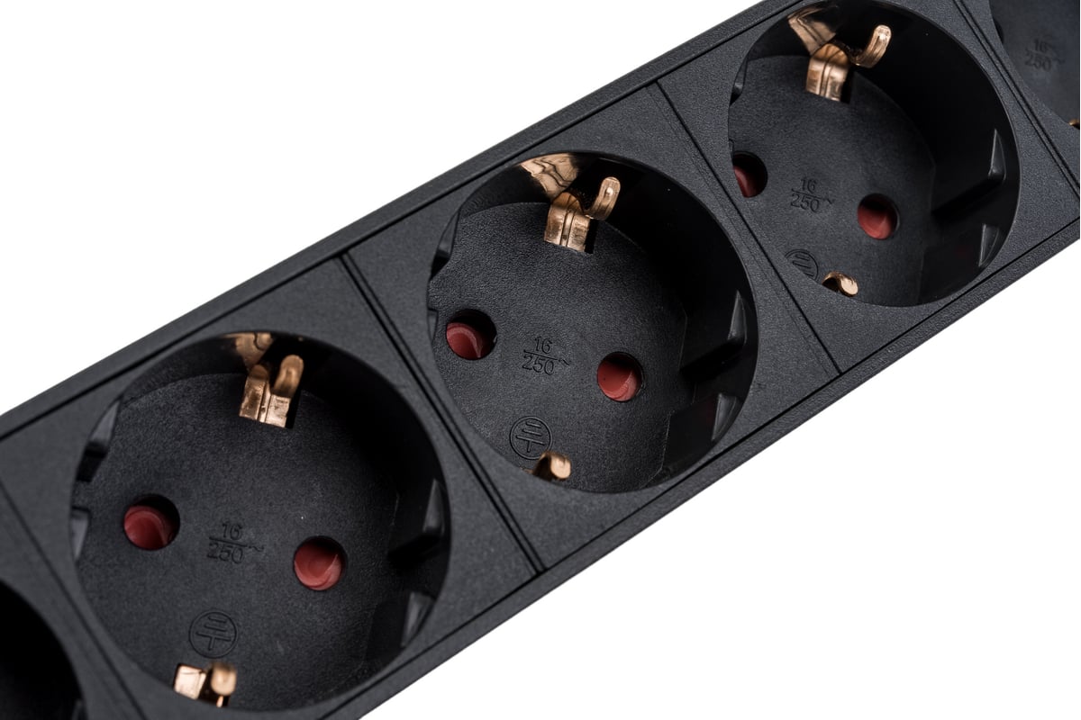 Блок розеток 5bites 8 розеток, алюминий, 1U, 19" PDU819A-07 - выгодная ...