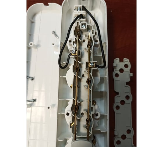 Колодка удлинителя 6-м с заземлением, с выключателем MAKEL MGP 231 ...