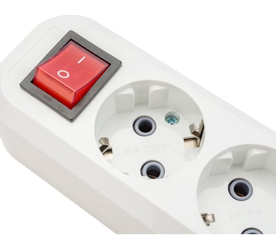 Розеточная колодка TDM ELECTRIC 6 гнезд 2П+З с выключателем 16А 250В белая SQ1806-0040