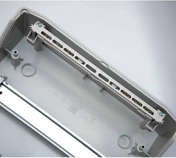 Изолированная шина TEHNOPLAST 2x15 отверстий дополнительный держатель IS30 PN131458