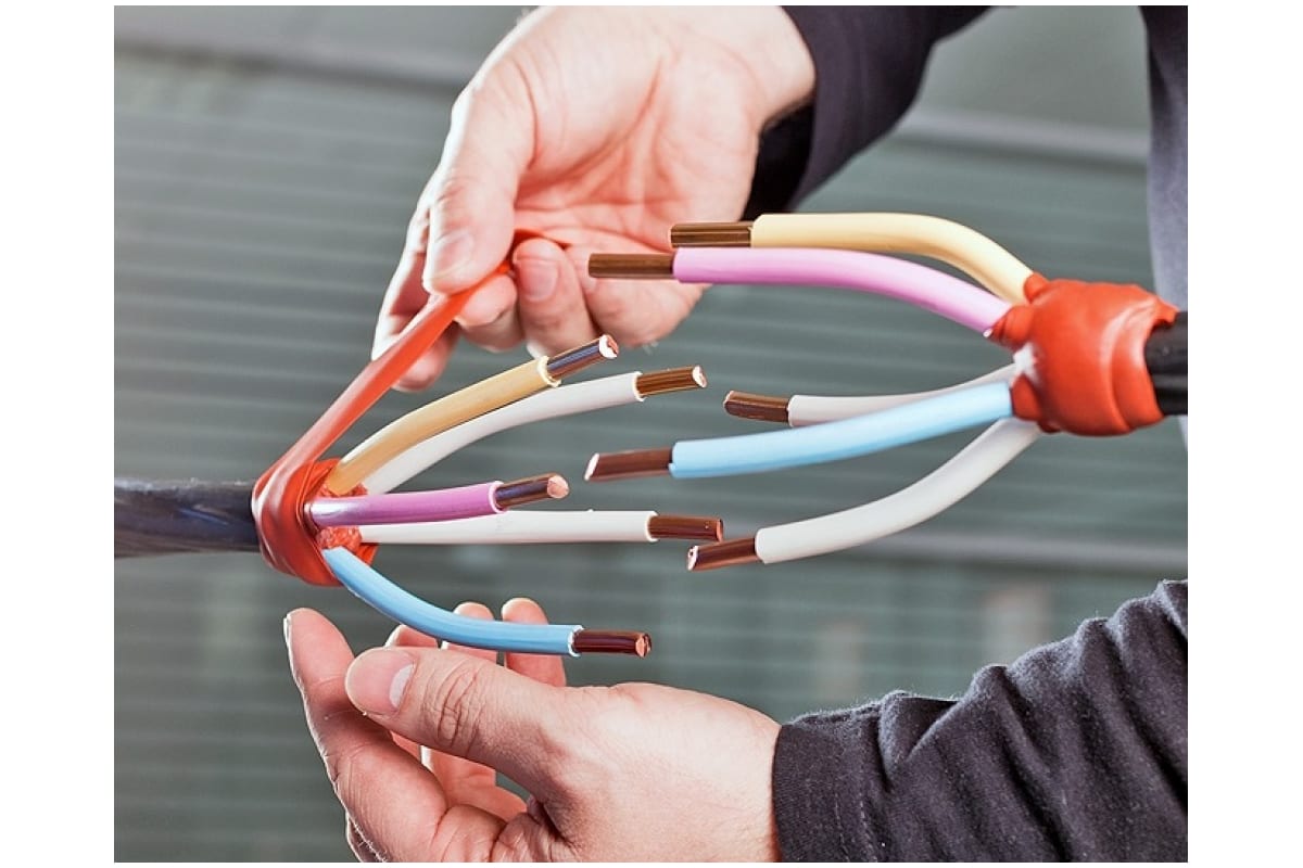 Соединение и ответвление проводов и кабелей