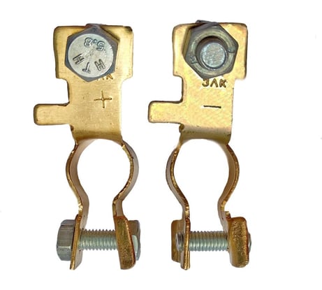 Клеммы АКБ ДАЛИ-авто латунные, штампованные, 12-24В к-т, 80гр DA-02702