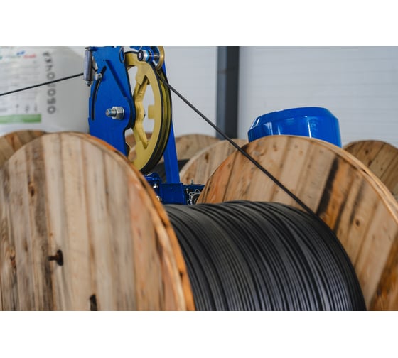 Кабель силовой АПОЛАКС ВВГнг(А)-LS 3x4,0 ок (N,PE)-0,66 300 м 4687206952478