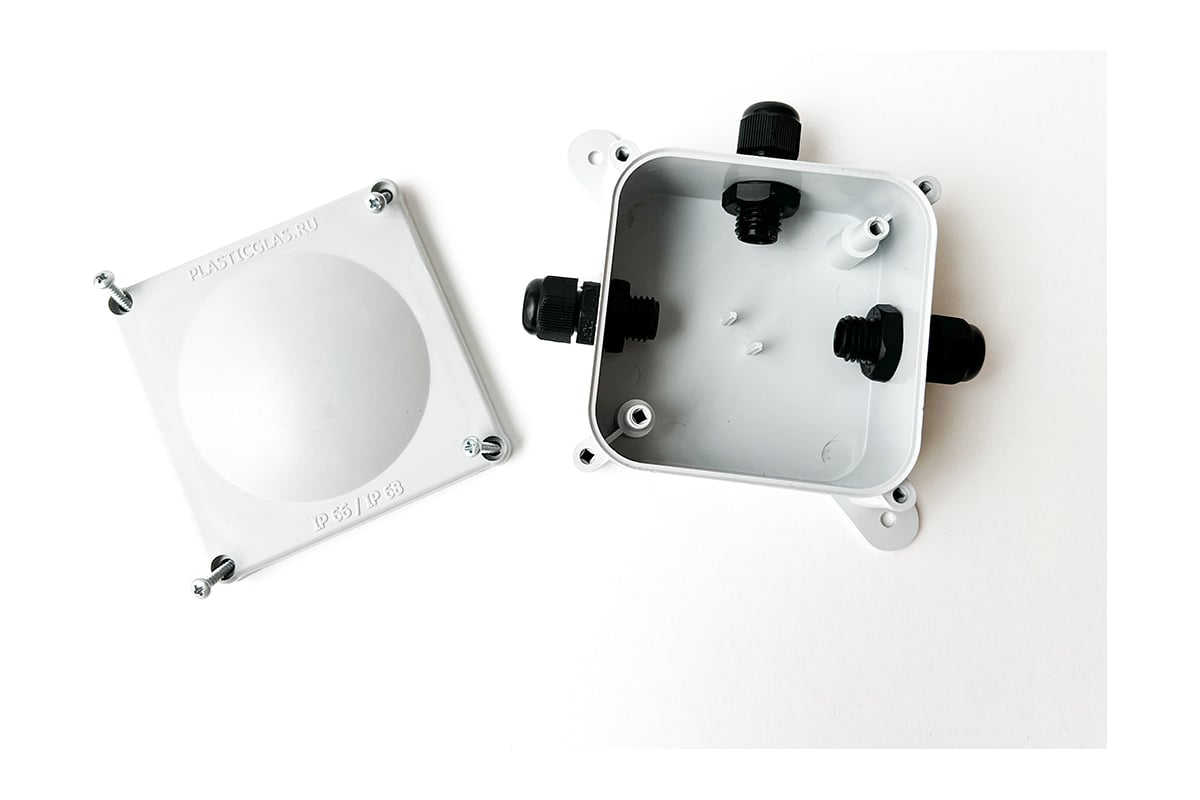 Монтажная коробка Plasticglas IP66/IP68 с гермовводами PG7x3 КМ767635 ...