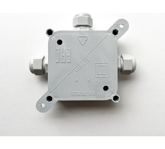 Монтажная коробка Plasticglas IP66/IP68 с гермовводами PG11x3 КМ767635-00-02-02-02