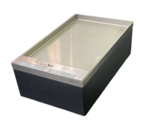 Напольный люк SPL на 8 постов (45x45) вертикально, с крышкой из нержавеющей стали в уровень пола, с коробкой, IP40 300026