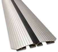 Кабель-канал ООО "ОПТИКОМ ЭЛЕКТРИК" для прокладки проводов, напольный, 2м 935.01.200