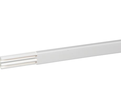 Мини-плинтус Legrand DLPlus - 40x16 мм - 2 отделения - длина 2,1 м - белый 030021