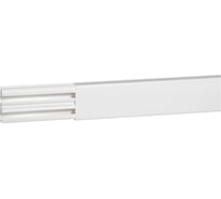 Мини-плинтус Legrand DLPlus - 32x12,5 мм - 2 отделения - длина 2,1 м - белый 030014