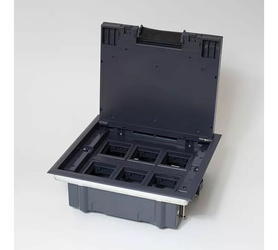 Люк на 6 постов SPL 45x45, металл/ пластик, с пластиковой коробкой, IP40 300006