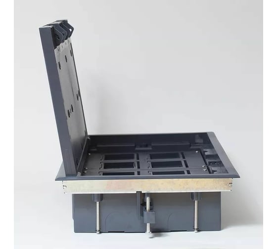 Люк на 8 постов SPL 45x45, металл/ пластик, с пластиковой коробкой, IP40 300008