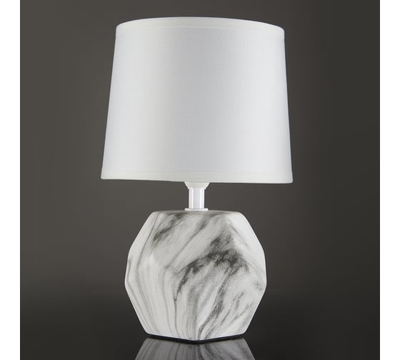 Настольный светильник ESCADA 10163/T E14*40W White marble 10163/T White