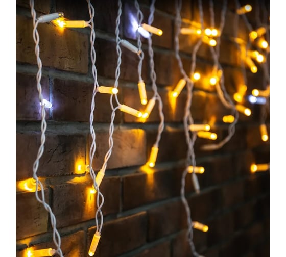 Светодиодная гирлянда NEON-NIGHT Бахрома с эффектом мерцания 4.8х0.6м 176 LED 255-161