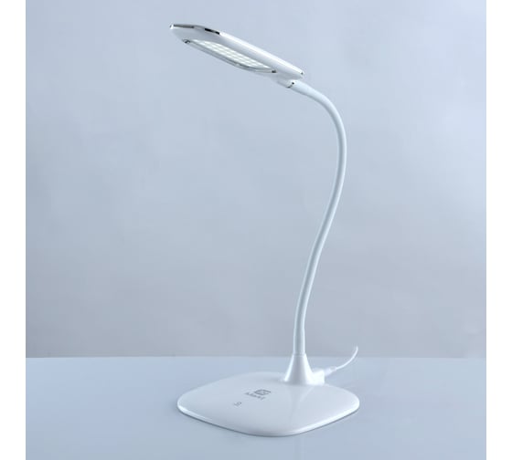 Настольная лампа De Markt Ракурс 3W LED 220 V 631035401