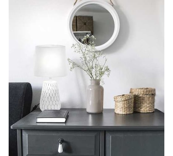 Настольный светильник ESCADA 10171/L E14*40W White 10171/L White